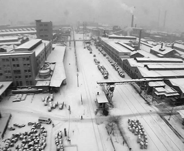 中国·37000威尼斯(股份)有限公司-官方网站